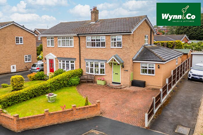 3 Bedroom Semi-Detached House For Sale In Fairway Close, Normanton, WF6