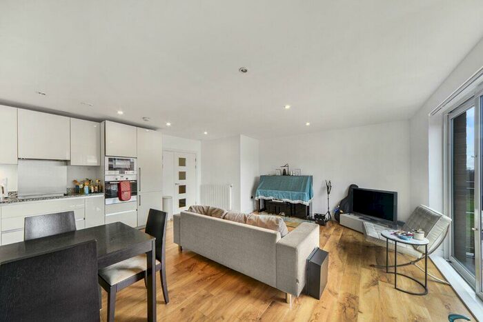 2 Bedroom Apartment To Rent In Dowding Drive London, SE9