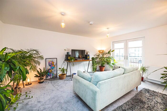 2 Bedroom Flat To Rent In Craibstone Place, Bucksburn, Aberdeen, AB21