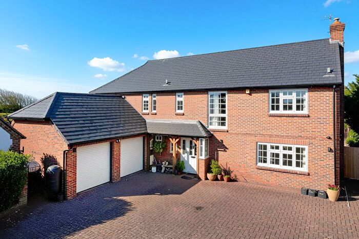 5 Bedroom Detached House For Sale In Fosters Close, East Preston, Littlehampton, West Sussex, BN16