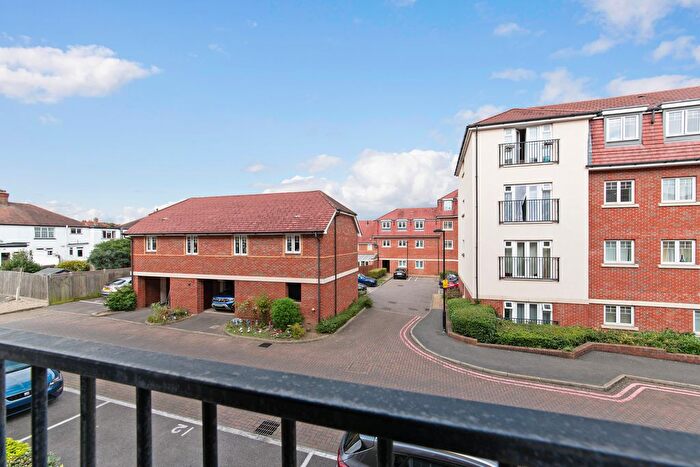 1 Bedroom Flat For Sale In Field House, , Schoolgate Drive, Morden, SM4