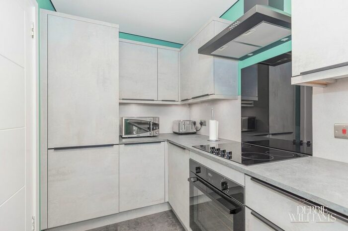 2 Bedroom Flat For Sale In Craigard Road, Callander, FK17