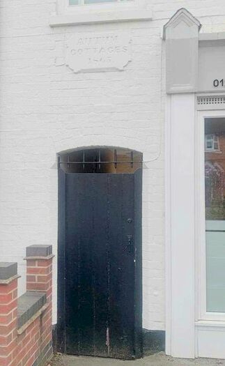 1 Bedroom Flat To Rent In Kineton Green Road, Solihull, B92