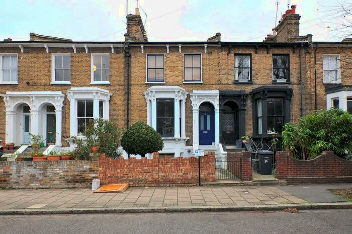 1 Bedroom Flat To Rent In Penshurst Road, London, E9
