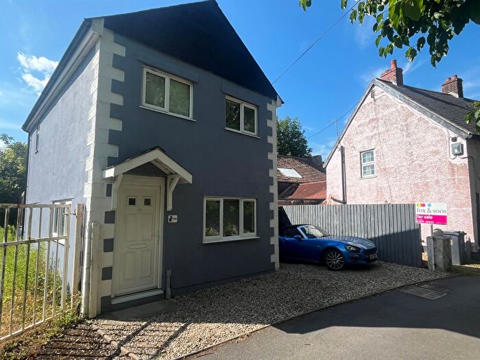 2 Bedroom Detached House For Sale In Vale Lane, Axminster, EX13