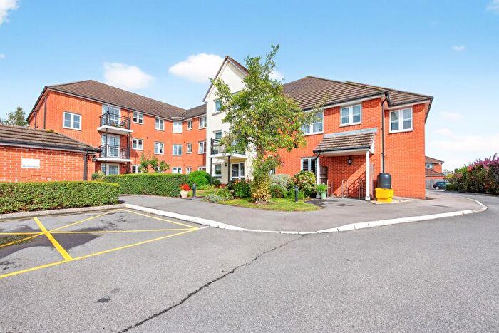 1 Bedroom Retirement Property For Sale In Havant Road, Portsmouth, PO6