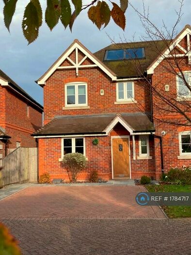 3 Bedroom Semi-Detached House To Rent In St. Matthews Court, Maidenhead, SL6