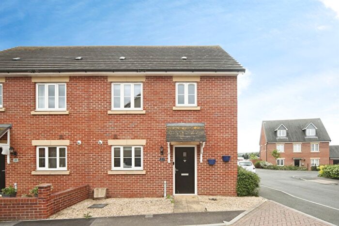 3 Bedroom Semi Detached House For Sale In Derham Close, Creech St. Michael, Taunton, TA3