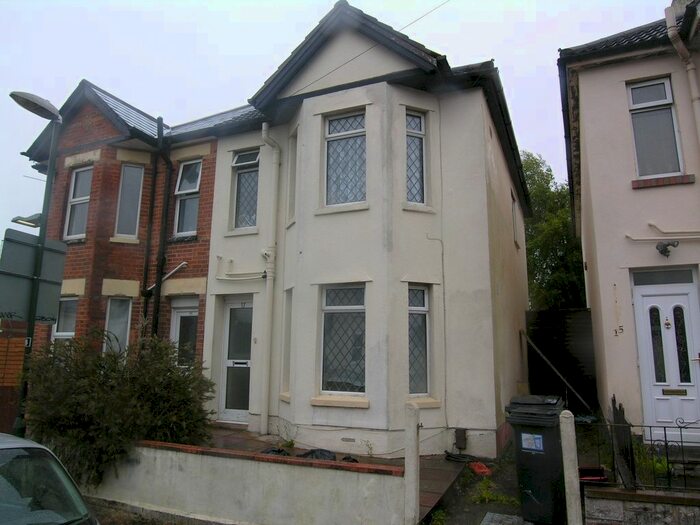 4 Bedroom Property To Rent In Muscliffe Road, Winton, Bournemouth BH9