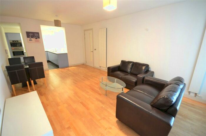 1 Bedroom Apartment To Rent In Leftbank, Manchester City Centre, Spinningfields, Manchester, M3