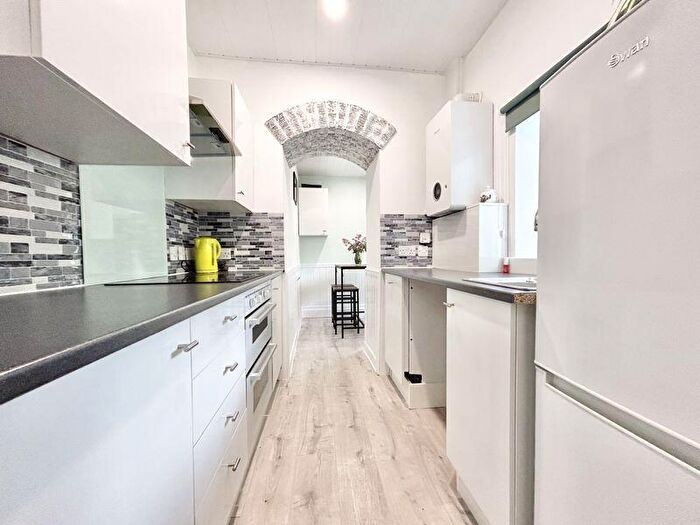 2 Bedroom Cottage For Sale In Mill Road, Llanfairfechan, LL33