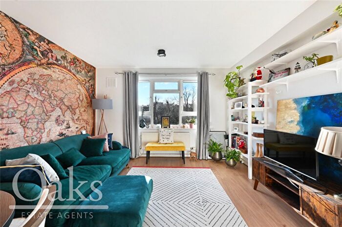 1 Bedroom Flat For Sale In Calidore Close, Brixton, SW2