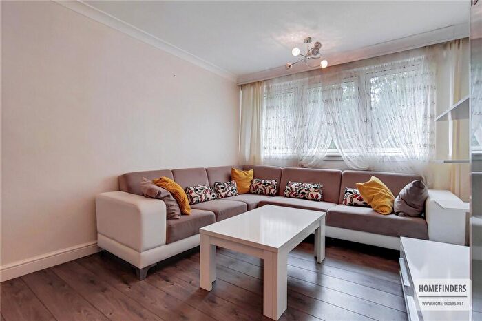2 Bedroom Apartment To Rent In Hornsey Road, London, N7