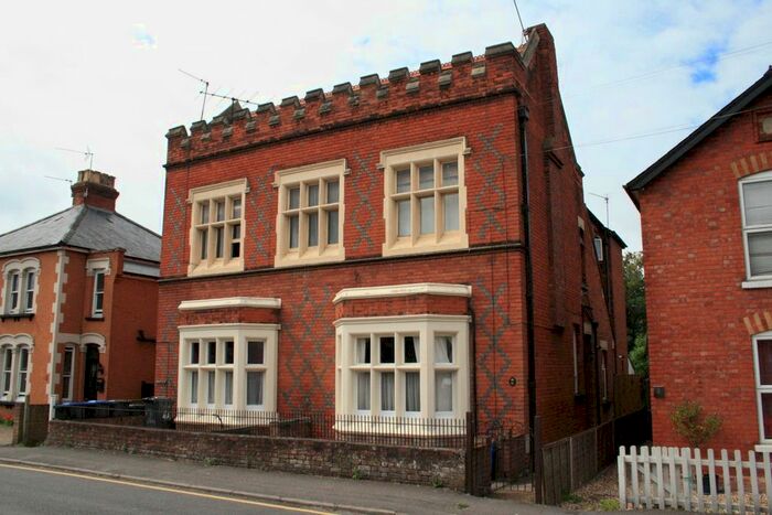 4 Bedroom Semi-Detached House To Rent In Egham, Surrey, TW20