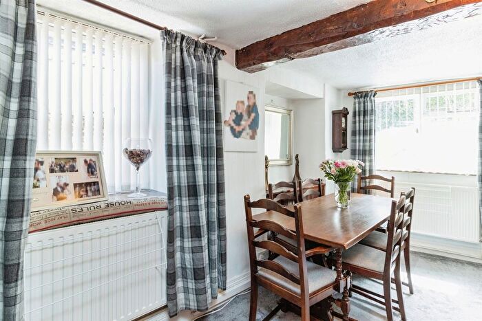2 Bedroom End Of Terrace House For Sale In Eaton Place, Paignton, TQ4