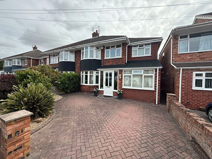 4 Bedroom Semi-detached House For Sale In Keswick Close, Maghull, L31