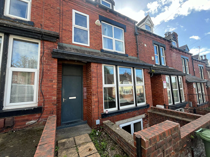 7 Bedroom Terraced House To Rent In Richmond Avenue, Leeds, West Yorkshire, LS6