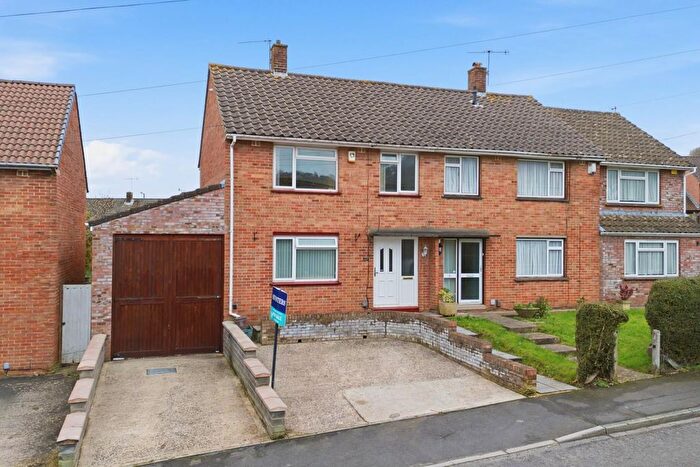 3 Bedroom Semi Detached House For Sale In Bearbridge Road, Bristol, BS13