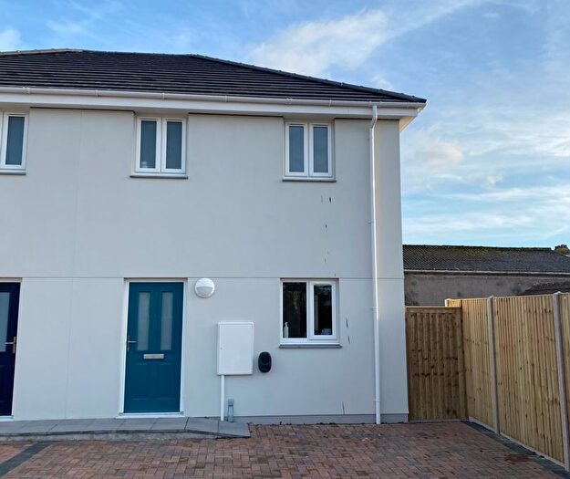 3 Bedroom Property For Sale In Kemp Close, Four Lanes, Redruth, TR16