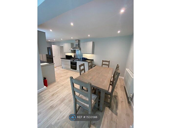 6 Bedroom Semi-Detached House To Rent In Applegarth Avenue, Guildford, GU2