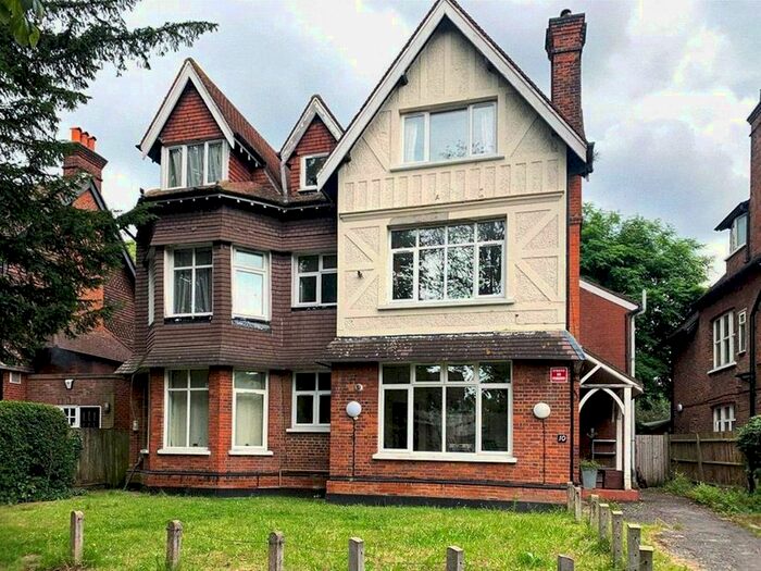 1 Bedroom Flat To Rent In Aldrington Road, London, SW16