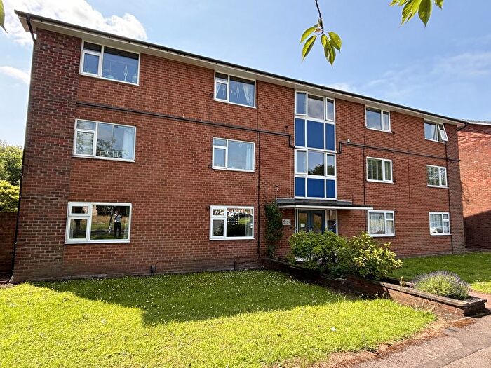2 Bedroom Flat To Rent In Bridgnorth Road, Compton, Wolverhampton, WV6
