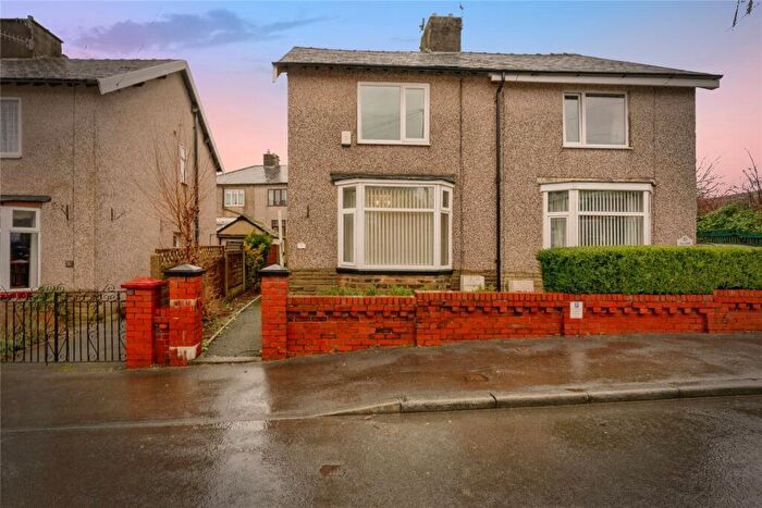 2 Bedroom Semi Detached House For Sale In Dent Street, Colne, Lancashire, BB8