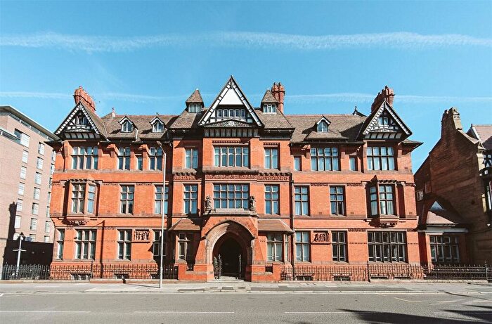 2 Bedroom Apartment For Sale In Stowell Street, Liverpool, Merseyside, L7