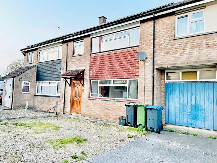 3 Bedroom Terraced House To Rent In Clifton Close, Chippenham, Wiltshire, SN14