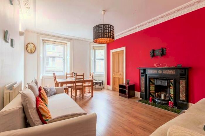 2 Bedroom Flat To Rent In Temple Park Crescent, Edinburgh, EH11