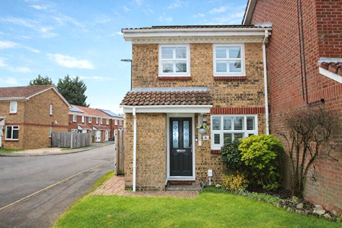 3 Bedroom End Of Terrace House For Sale In Botley Gardens, Southampton, Hampshire, SO19