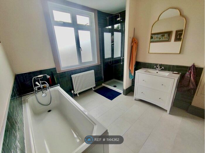 3 Bedroom End Of Terrace House To Rent In Ellington Road, Ramsgate, CT11