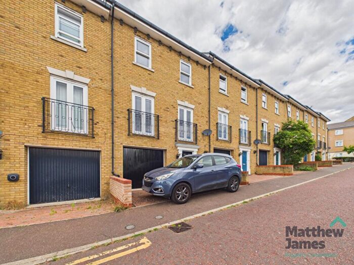 4 Bedroom Terraced House To Rent In Propelair Way, Colchester, CO4