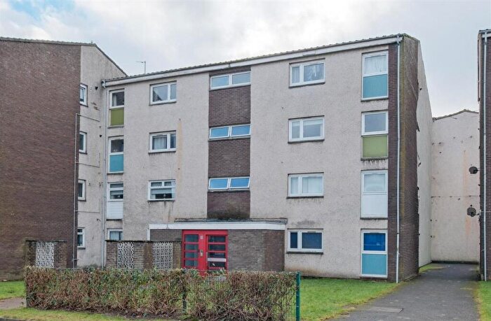 2 Bedroom Apartment For Sale In George Court, Hamilton, ML3