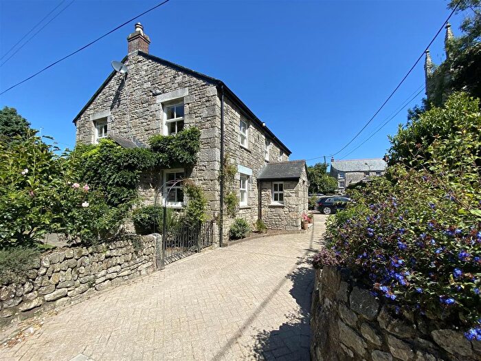 4 Bedroom Cottage For Sale In Beautifully Presented Family Home, Germoe, TR20