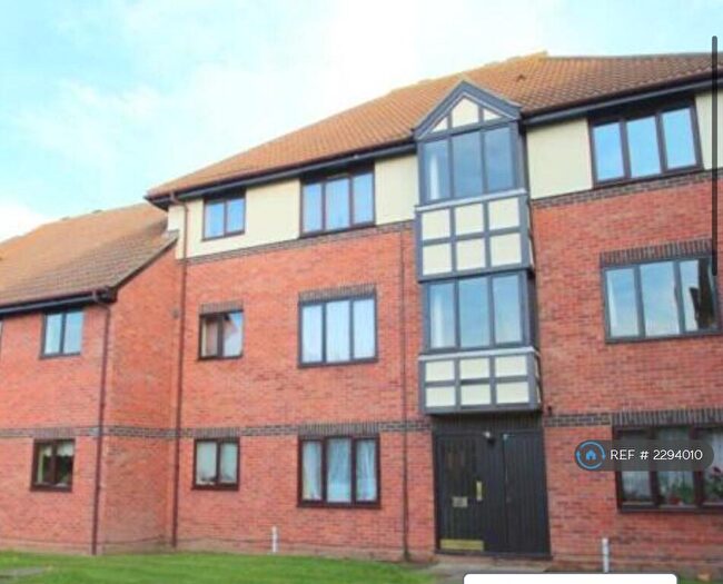 2 Bedroom Flat To Rent In Brinkley Place, Colchester, CO4