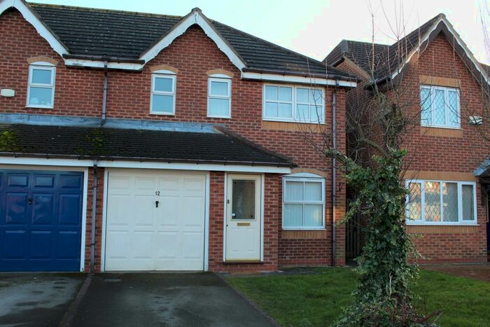 3 Bedroom Semi-Detached House To Rent In Snowdrop Close, Healing DN41