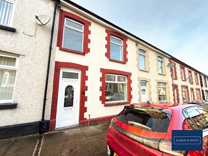 3 Bedroom Terraced House For Sale In Wood St, Cilfynydd, Pontypridd, Rct, CF37