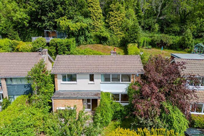 3 Bedroom Detached House For Sale In Heath Ridge, Long Ashton, BS41
