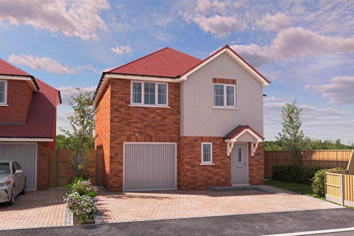 4 Bedroom House For Sale In St Josephs Close, Canvey Island, SS8