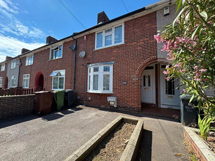 2 Bedroom Terraced House To Rent In Stamford Road, Dagenham, RM9