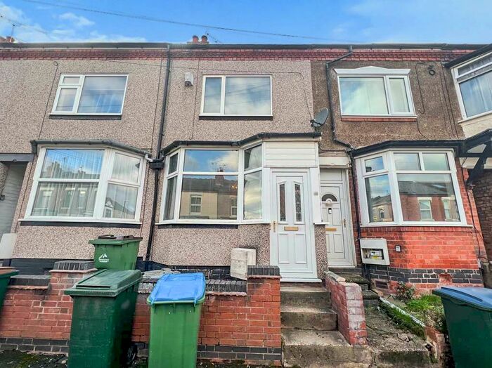 2 Bedroom Terraced House To Rent In Kingsland Avenue, Chapelfields, Coventry, CV5