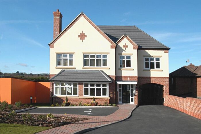 House To Rent In Torswood, Lichfield Road, Four Oaks, B74