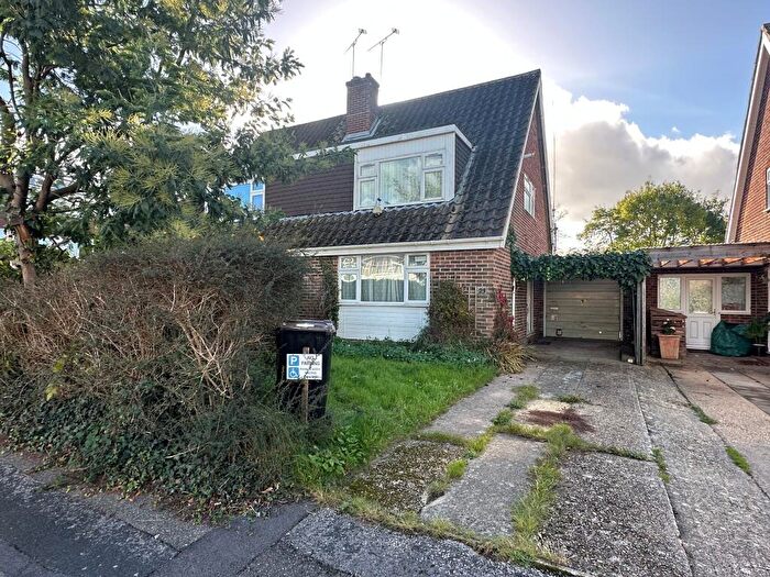 3 Bedroom Semi-Detached House For Sale In Tormead, Hythe, SO45