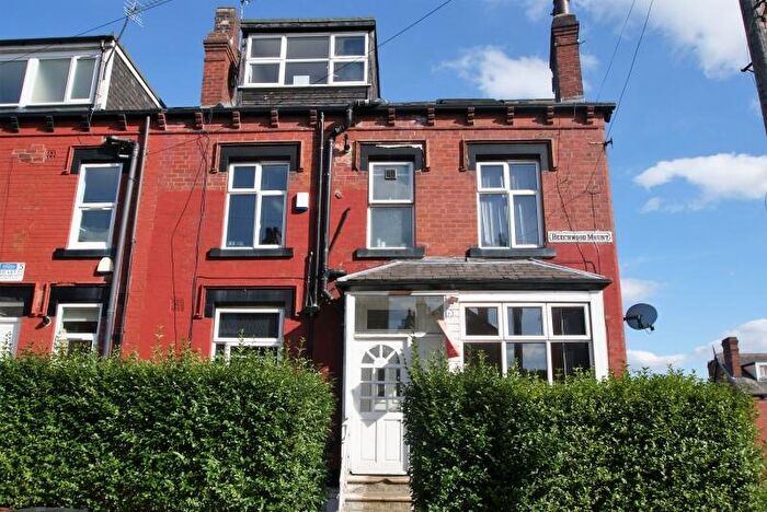 4 Bedroom End Of Terrace House To Rent In Beechwood Mount, Burley, Leeds, LS4