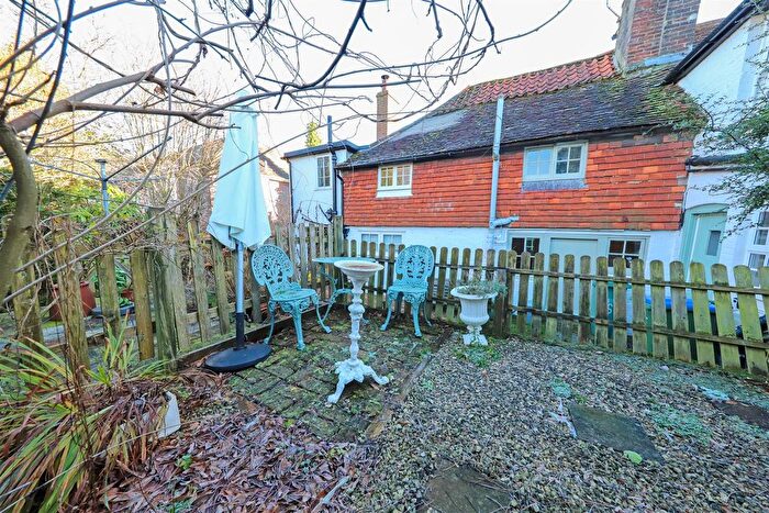 1 Bedroom Cottage For Sale In Sir Georges Place, Steyning, BN44