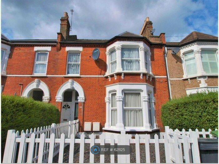 1 Bedroom Flat To Rent In Birkhall Road, London, SE6