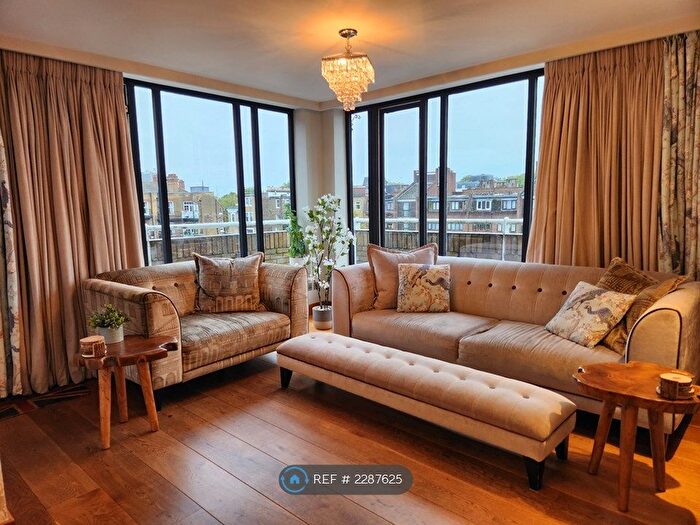 3 Bedroom Flat To Rent In Chesterton Square, London, W8