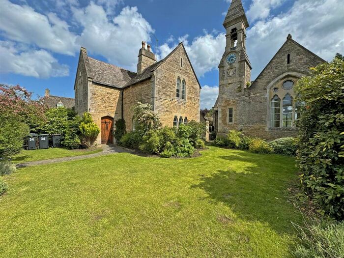 3 Bedroom Detached House For Sale In High Street, Easton On The Hill, Stamford, PE9