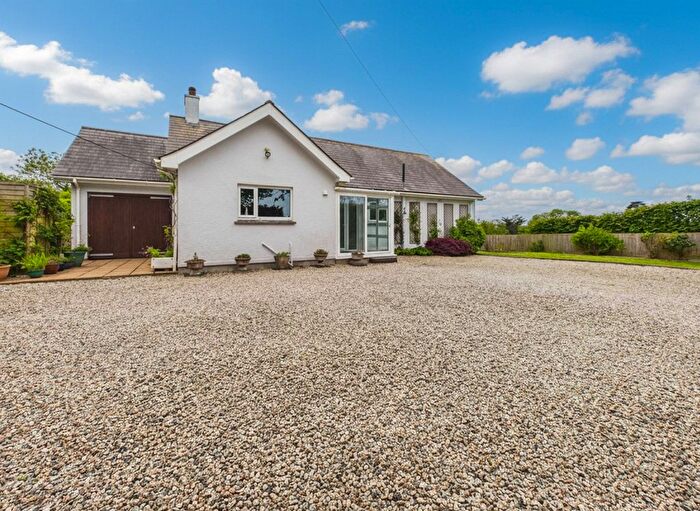4 Bedroom Detached Bungalow For Sale In Poughill, Bude, EX23